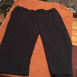 Black Capri slacks with cuff.